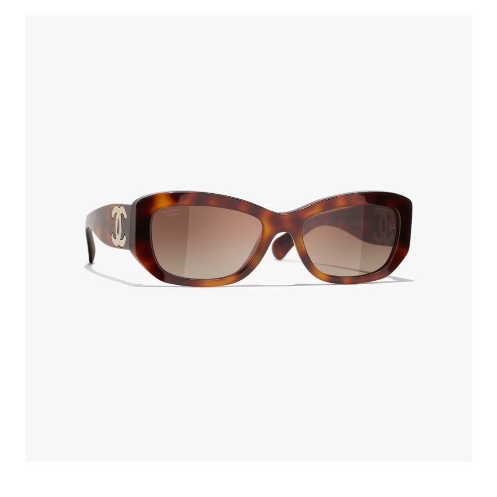 Chanel Tortoise Polarised sunglasses